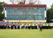 Wakapolda NTB Pimpin Apel Gelar Pasukan Operasi Lilin Rinjani 2025, Wujudkan Kenyamanan Masyarakat NTB